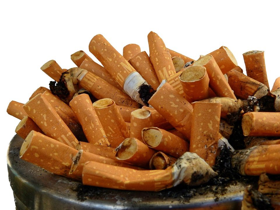 Můžete polovicit nikotinové náplasti?