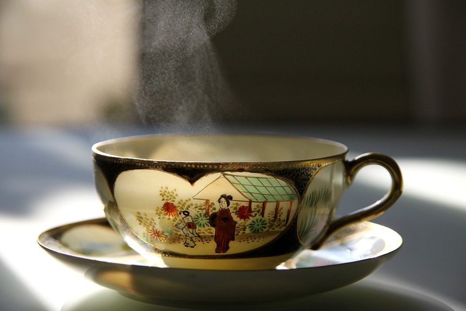 Objevte tajemství: Zelený čaj obsahuje kofein nebo ne? (Discover the Secret: Does Green Tea Contain Caffeine or Not?)